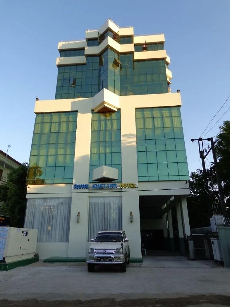 Royal Khattar Hotel Yangon 3*,