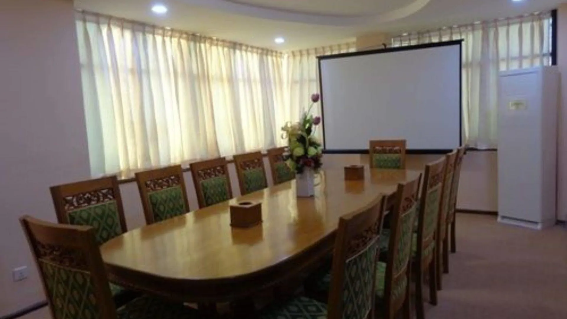 Royal Khattar Hotel Yangon